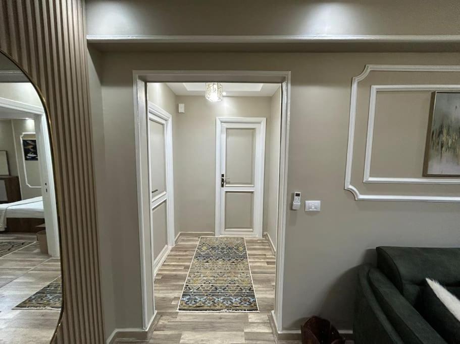 Skyline Luxury Suites 5 Mins From Cairo Airport Екстериор снимка