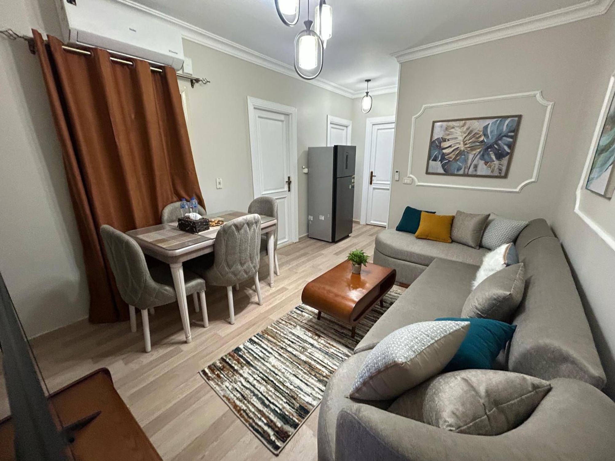Skyline Luxury Suites 5 Mins From Cairo Airport Екстериор снимка